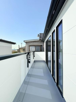 �_�ސ쌧���s�{�O��_�ؖ{��2���ڂ̐V�z��ˌ��Ẵo���R�j�[