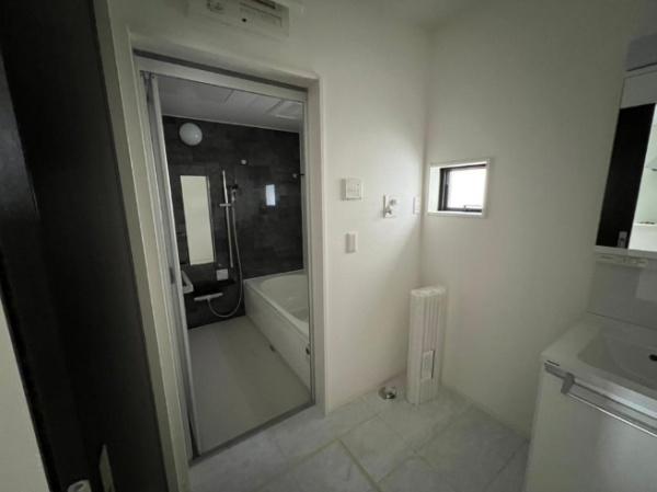 �_�ސ쌧���l�s��q��m����1���ڂ̒��È�ˌ��Ă̐��ʑ�E���ʏ�