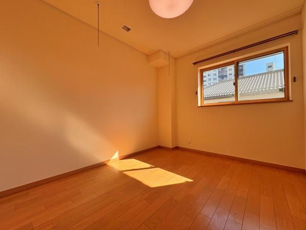 �_�ސ쌧���l�s��扺�a��1���ڂ̒��È�ˌ��Ă̐Q��