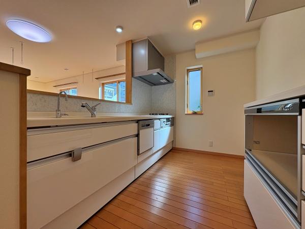 �_�ސ쌧���l�s��扺�a��1���ڂ̒��È�ˌ��ẴL�b�`��