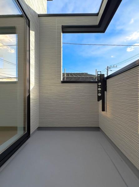 �_�ސ쌧����s�ғ�1���ڂ̐V�z��ˌ��Ẵo���R�j�[