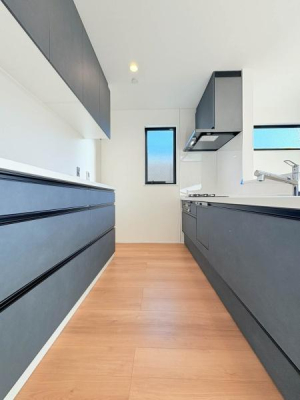 �_�ސ쌧����s�ғ�1���ڂ̐V�z��ˌ��ẴL�b�`��