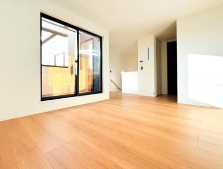 �_�ސ쌧����s�ғ�1���ڂ̐V�z��ˌ��Ẵ��r���O