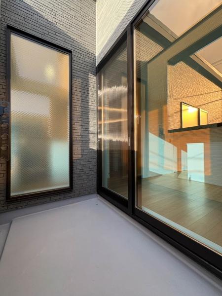 �_�ސ쌧����s�ғ�1���ڂ̐V�z��ˌ��Ẵo���R�j�[