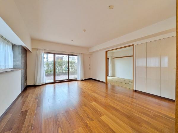 �_�ސ쌧���l�s�t��s�P�����̒��Ã}���V�����̃��r���O