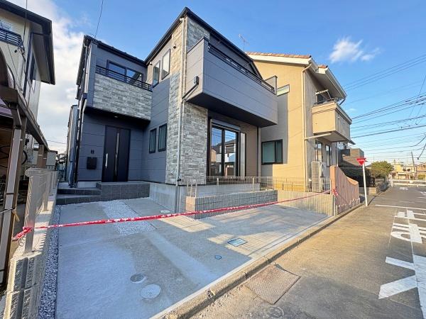 �_�ސ쌧��a�s��a�c�̐V�z��ˌ��Ă̑O�ʓ��H�܂ތ��n�ʐ^