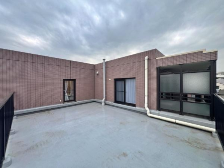 �_�ސ쌧���s�{�O��L�n2���ڂ̒��Ã}���V�����̃o���R�j�[