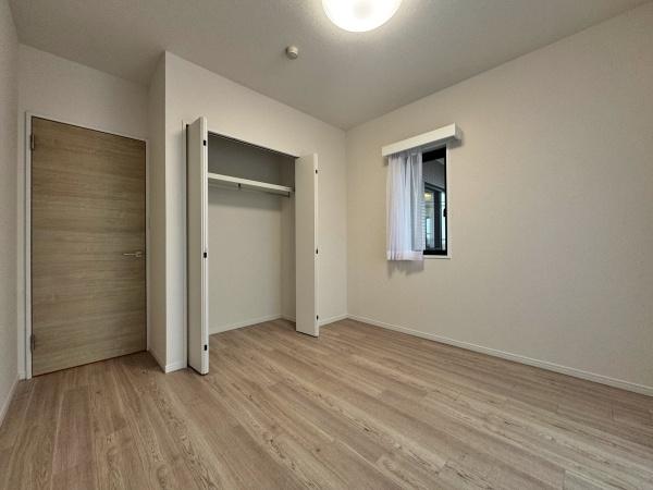 �_�ސ쌧���s�{�O��L�n2���ڂ̒��Ã}���V�����̎q������