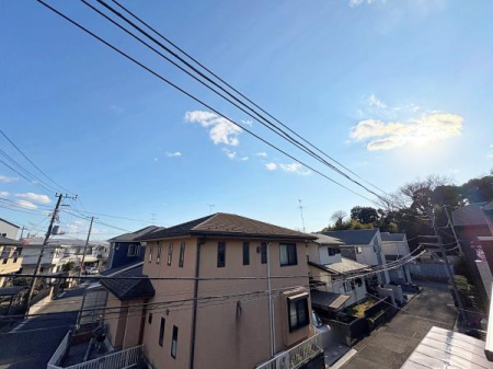 �_�ސ쌧��a�s��a�c�̐V�z��ˌ��Ă̏Z�˂���̒��]�ʐ^