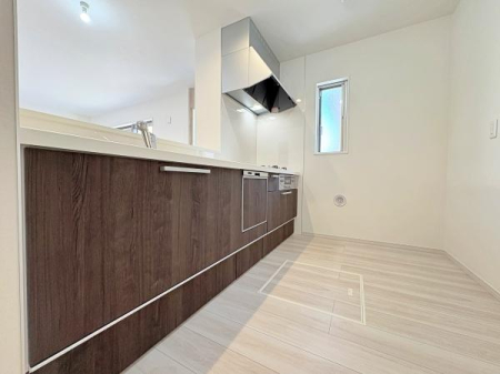 �_�ސ쌧��a�s��a�c�̐V�z��ˌ��ẴL�b�`��