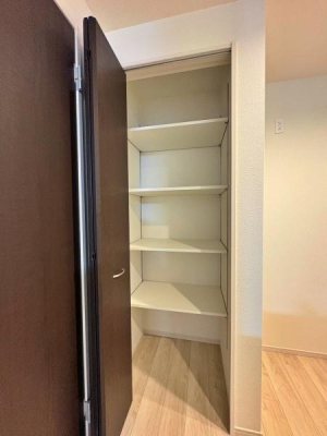 �_�ސ쌧��a�s����5���ڂ̐V�z��ˌ��Ă̎��[