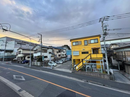 �_�ސ쌧��a�s����5���ڂ̐V�z��ˌ��Ă̏Z�˂���̒��]�ʐ^