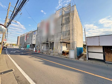 �_�ސ쌧���s�{�O�����2���ڂ̐V�z��ˌ��Ă̌��n�O�ώʐ^