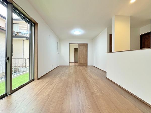 �_�ސ쌧��a�s���ߊԂ̐V�z��ˌ��Ẵ��r���O