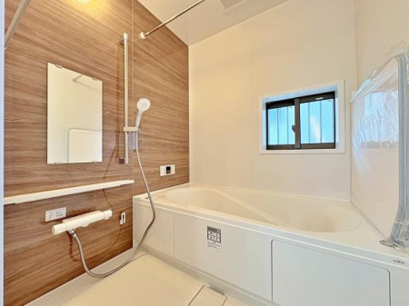 �_�ސ쌧��a�s���ߊԂ̐V�z��ˌ��Ă̗���