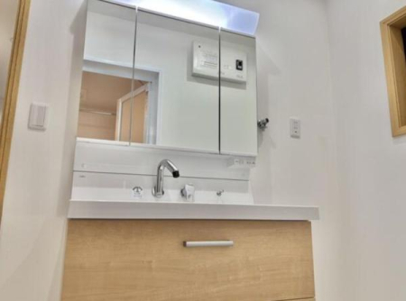 �_�ސ쌧���s�����捂��1���ڂ̒��È�ˌ��Ă̐��ʑ�E���ʏ�