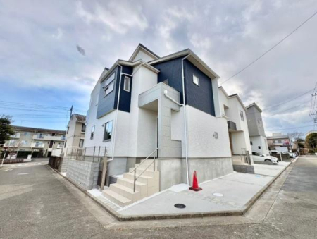 �_�ސ쌧����s���̐V�z��ˌ��Ă̌��n�O�ώʐ^