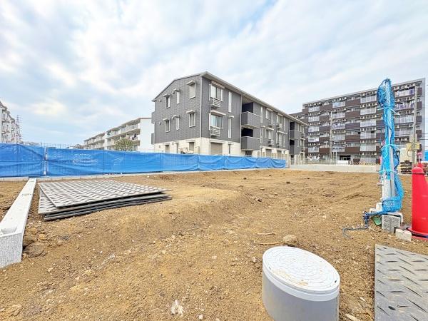 �_�ސ쌧���Ԏs���J��5���ڂ̐V�z��ˌ��Ă̌��n�O�ώʐ^