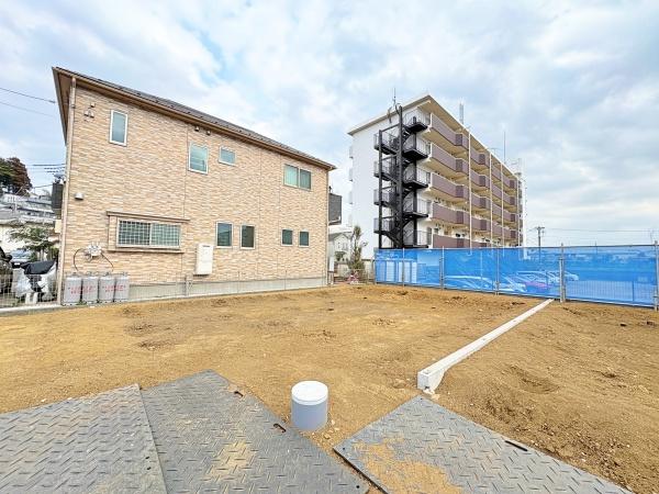 �_�ސ쌧���Ԏs���J��5���ڂ̐V�z��ˌ��Ă̌��n�O�ώʐ^