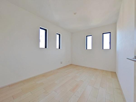 �����s���c�s�����c2���ڂ̐V�z��ˌ��Ă̗m��