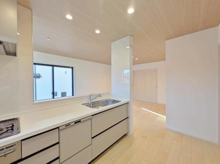 �����s���c�s�����c2���ڂ̐V�z��ˌ��Ẵ��r���O