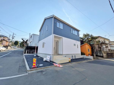 �����s���c�s������7���ڂ̐V�z��ˌ��Ă̌��n�O�ώʐ^