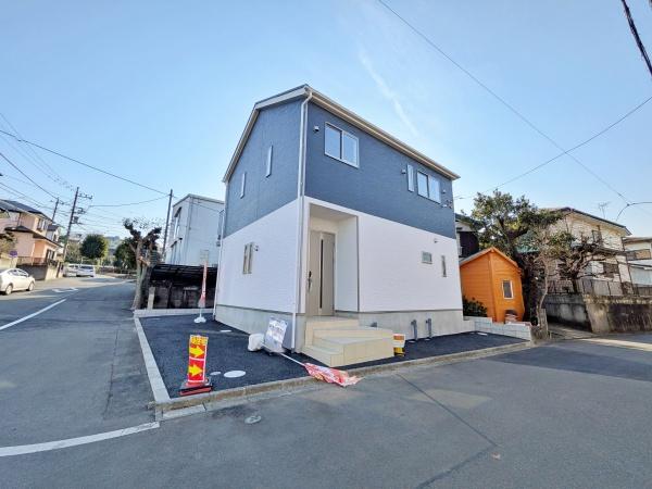 �����s���c�s������7���ڂ̐V�z��ˌ��Ă̌��n�O�ώʐ^