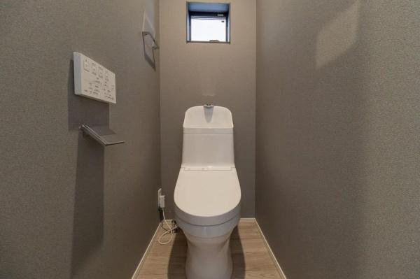 �_�ސ쌧���s������O�c3���ڂ̒��È�ˌ��Ẵg�C��