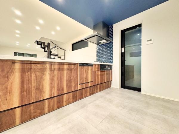 �_�ސ쌧���s������O�c3���ڂ̒��È�ˌ��ẴL�b�`��