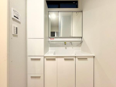 �_�ސ쌧���s������O�c3���ڂ̒��È�ˌ��Ă̐��ʑ�E���ʏ�