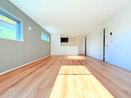 �_�ސ쌧���l�s�h��ѓ����̐V�z��ˌ��Ẵ��r���O