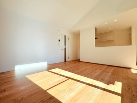 �_�ސ쌧���l�s�h��ѓ����̐V�z��ˌ��Ẵ��r���O