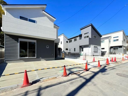 �_�ސ쌧���l�s�h��ѓ����̐V�z��ˌ��Ă̕����ϊX���ݎʐ^