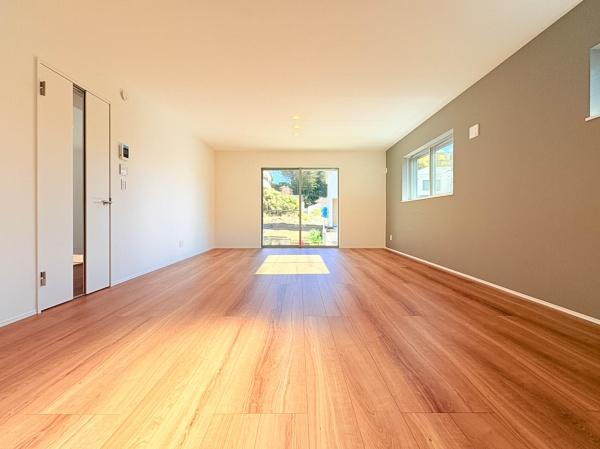 �_�ސ쌧���l�s�h��ѓ����̐V�z��ˌ��Ẵ��r���O