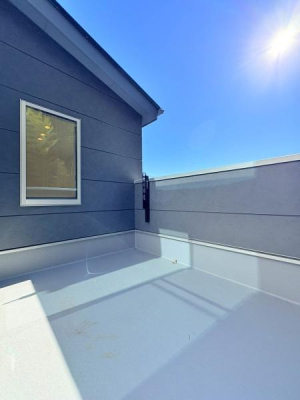 �_�ސ쌧���l�s�h��ѓ����̐V�z��ˌ��Ă̑O�ʓ��H�܂ތ��n�ʐ^