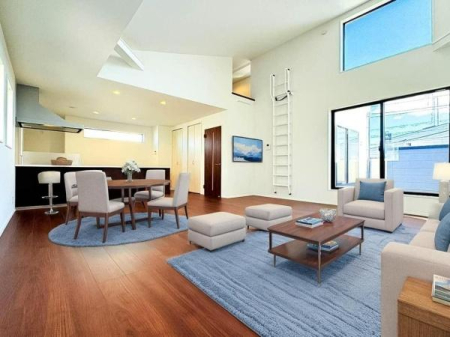 �_�ސ쌧���q�s��4���ڂ̐V�z��ˌ��Ẵ��r���O