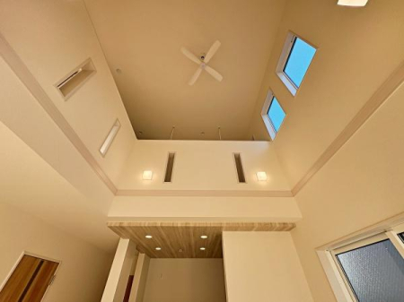 �����s���c�s�ؑ]��3���ڂ̐V�z��ˌ��Ẵ��r���O