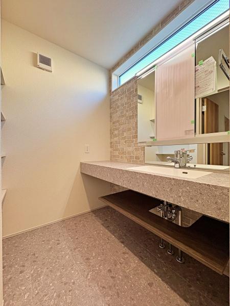 �����s���c�s�ؑ]��3���ڂ̐V�z��ˌ��Ă̐��ʑ�E���ʏ�