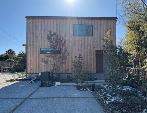 �_�ސ쌧���q�s����2���ڂ̐V�z��ˌ��Ă̑O�ʓ��H�܂ތ��n�ʐ^