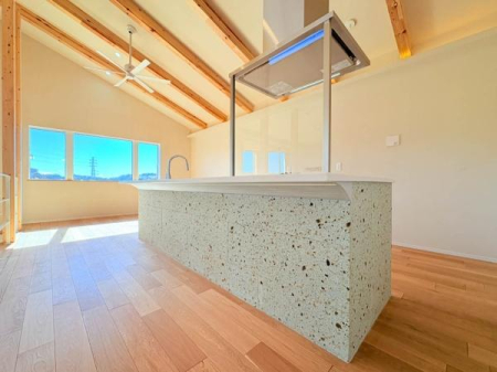 �_�ސ쌧���q�s����2���ڂ̐V�z��ˌ��ẴL�b�`��