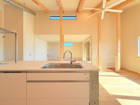 �_�ސ쌧���q�s����2���ڂ̐V�z��ˌ��ẴL�b�`��