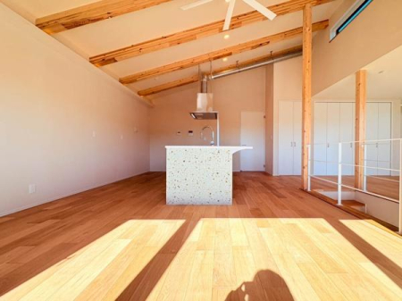 �_�ސ쌧���q�s����2���ڂ̐V�z��ˌ��Ẵ��r���O