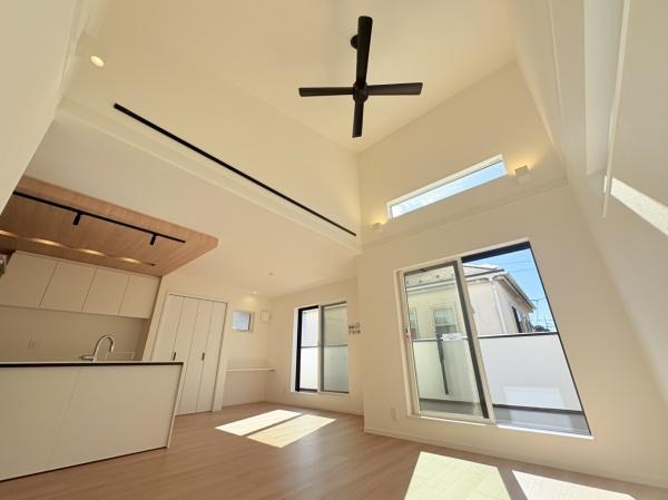 �_�ސ쌧���q�s��L4���ڂ̐V�z��ˌ��Ẵ��r���O