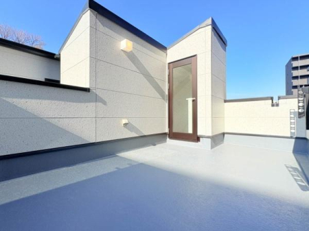 �_�ސ쌧���l�s�����Ԓ�2���ڂ̐V�z��ˌ��Ă̌��n�O�ώʐ^