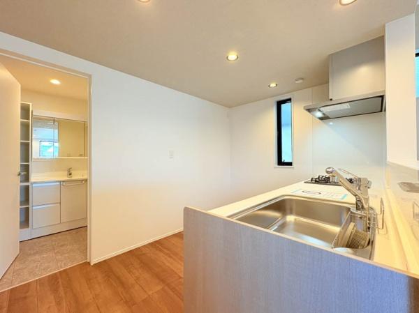 �_�ސ쌧���l�s�����Ԓ�2���ڂ̐V�z��ˌ��Ẵ��r���O