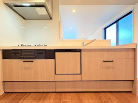 �_�ސ쌧���l�s�����Ԓ�2���ڂ̐V�z��ˌ��ẴL�b�`��