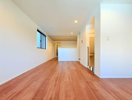 �_�ސ쌧���l�s�����Ԓ�2���ڂ̐V�z��ˌ��Ẵ��r���O