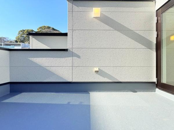 �_�ސ쌧���l�s�����Ԓ�2���ڂ̐V�z��ˌ��Ẵo���R�j�[