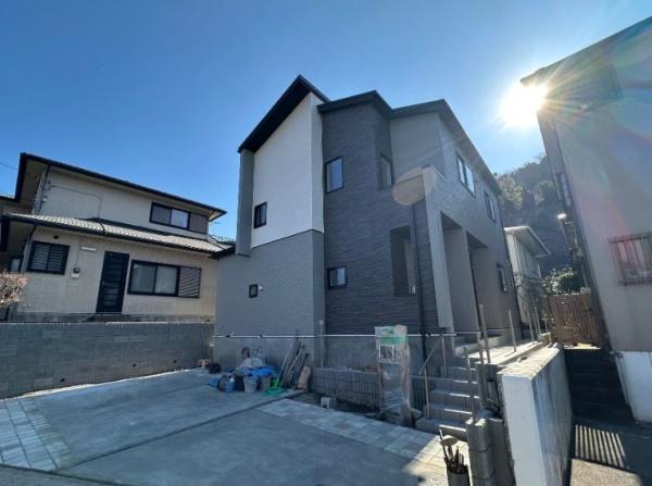 �_�ސ쌧���q�s�����5���ڂ̐V�z��ˌ��Ă̌��n�O�ώʐ^