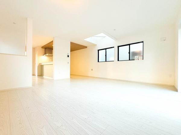 �_�ސ쌧���l�s�t��ᑐ��̐V�z��ˌ��Ẵ��r���O